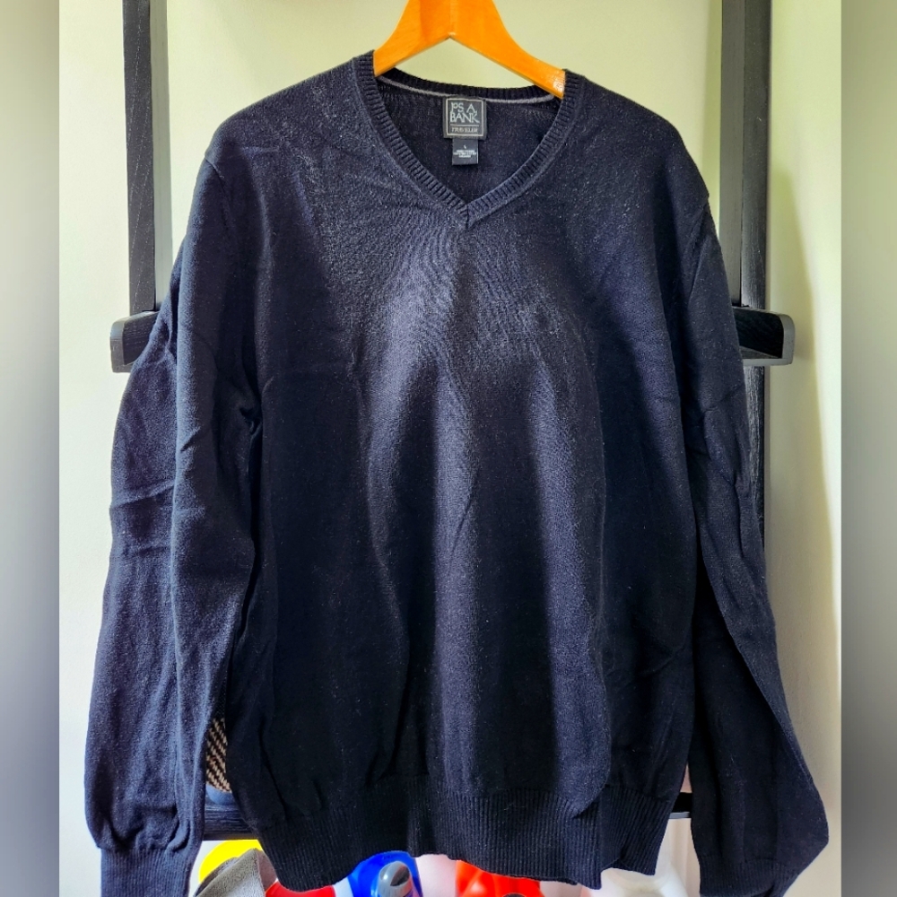 Jos. A. Bank Men's Traveler 100% Pima Cotton Black V-Neck Sweater